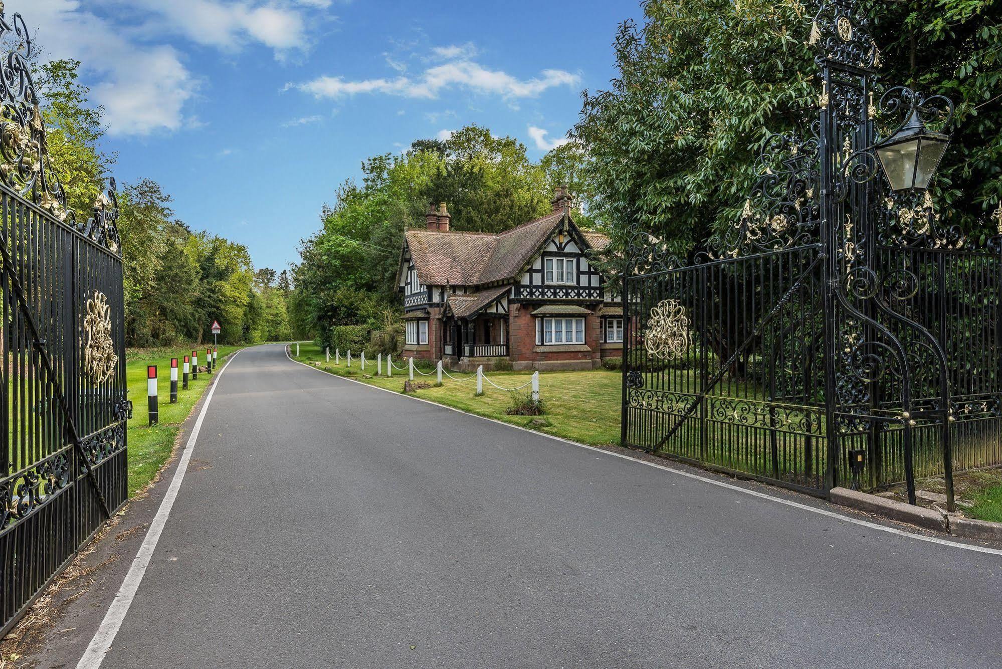 Lilleshall House & Gardens And Lilleshall National Sports Centre Exterior foto